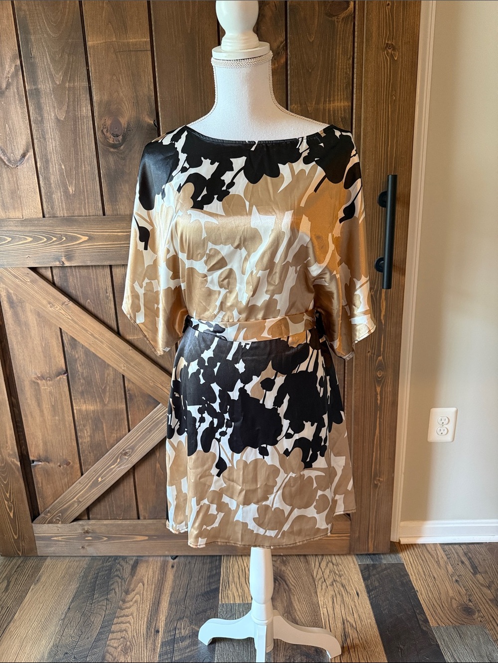 BCBGMaxAzria Black, Cream & Tan Floral Satin Dress